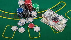 Tampilan permainan slot dan live dealer ratukilat77